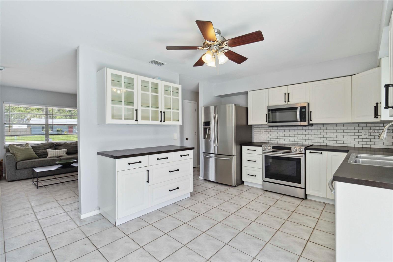 111 66TH STREET CT E