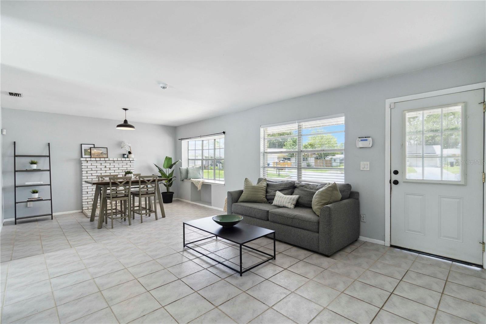 111 66TH STREET CT E