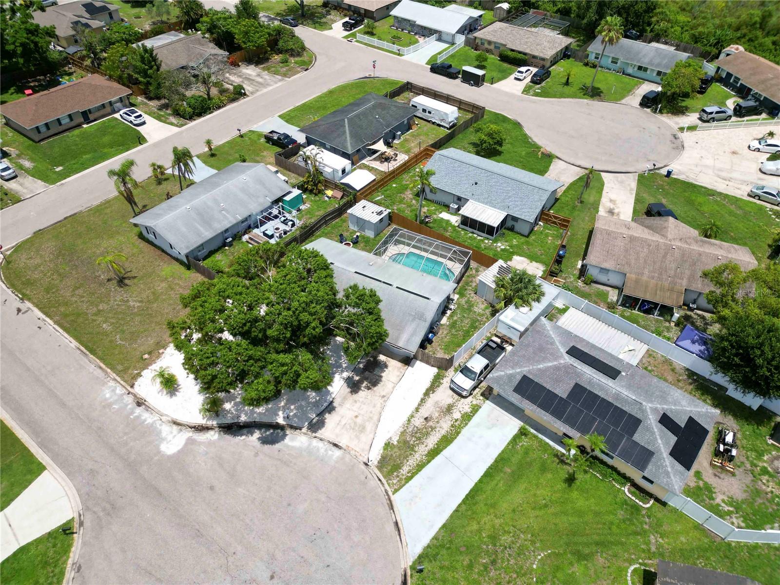 111 66TH STREET CT E