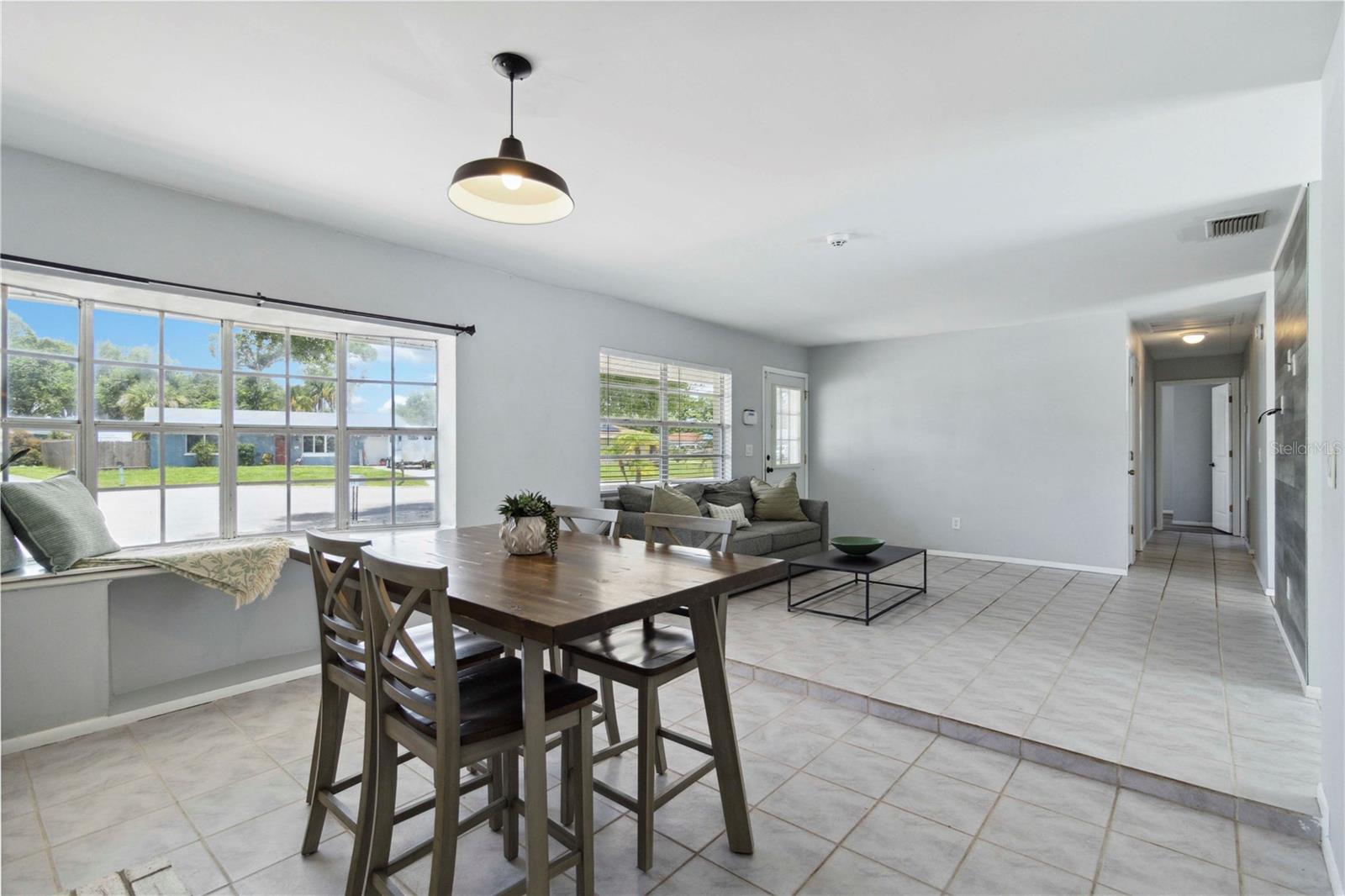 111 66TH STREET CT E