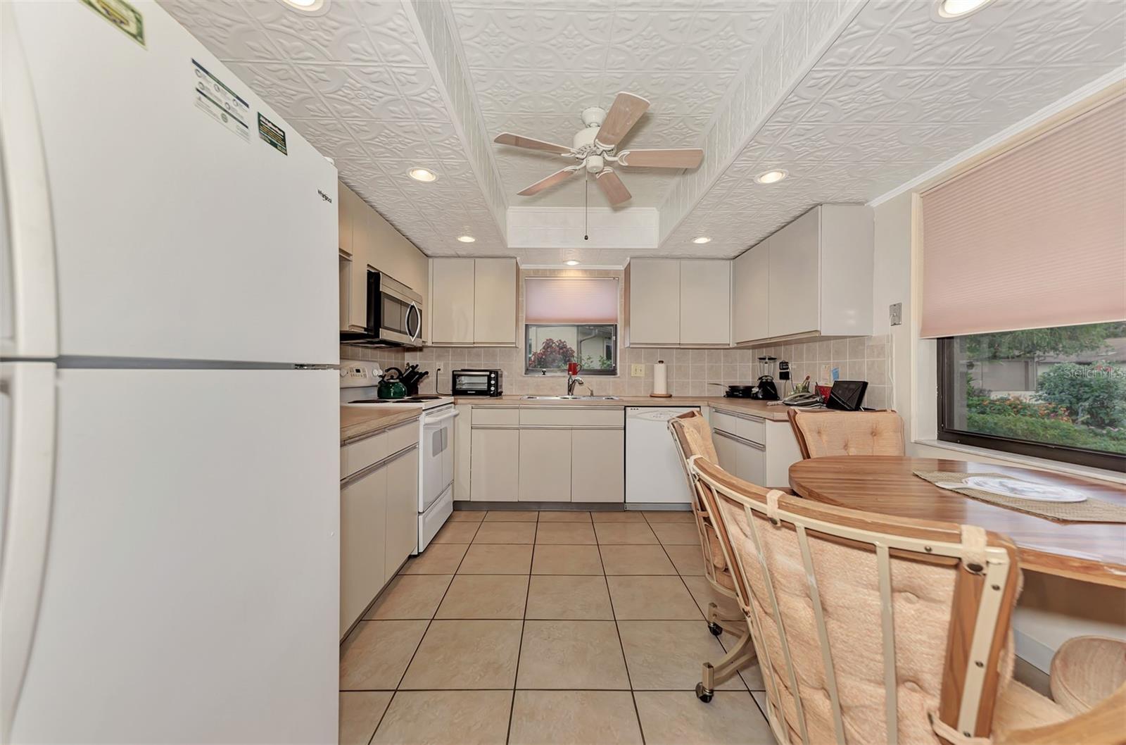 495 OAK HILL CIR #44