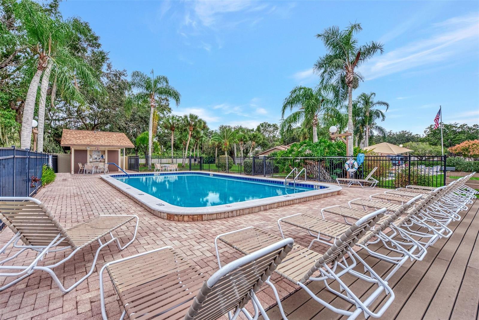 495 OAK HILL CIR #44