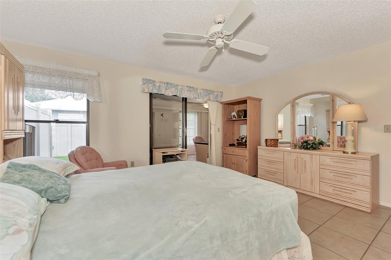 495 OAK HILL CIR #44