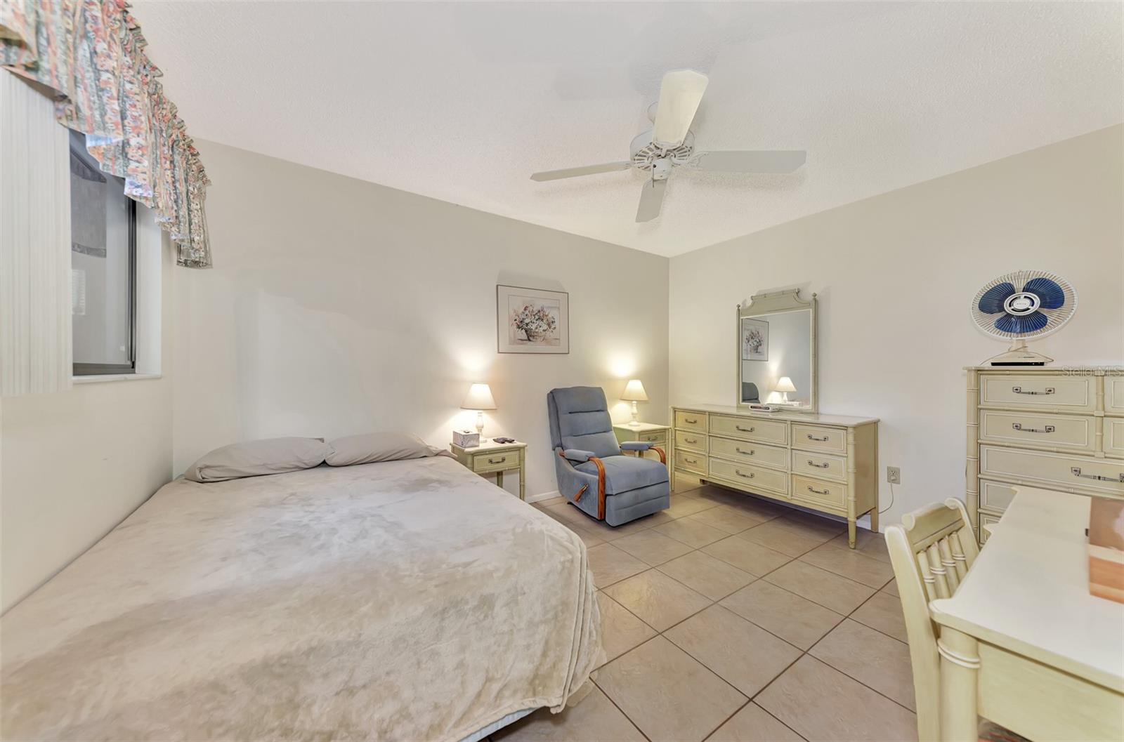 495 OAK HILL CIR #44