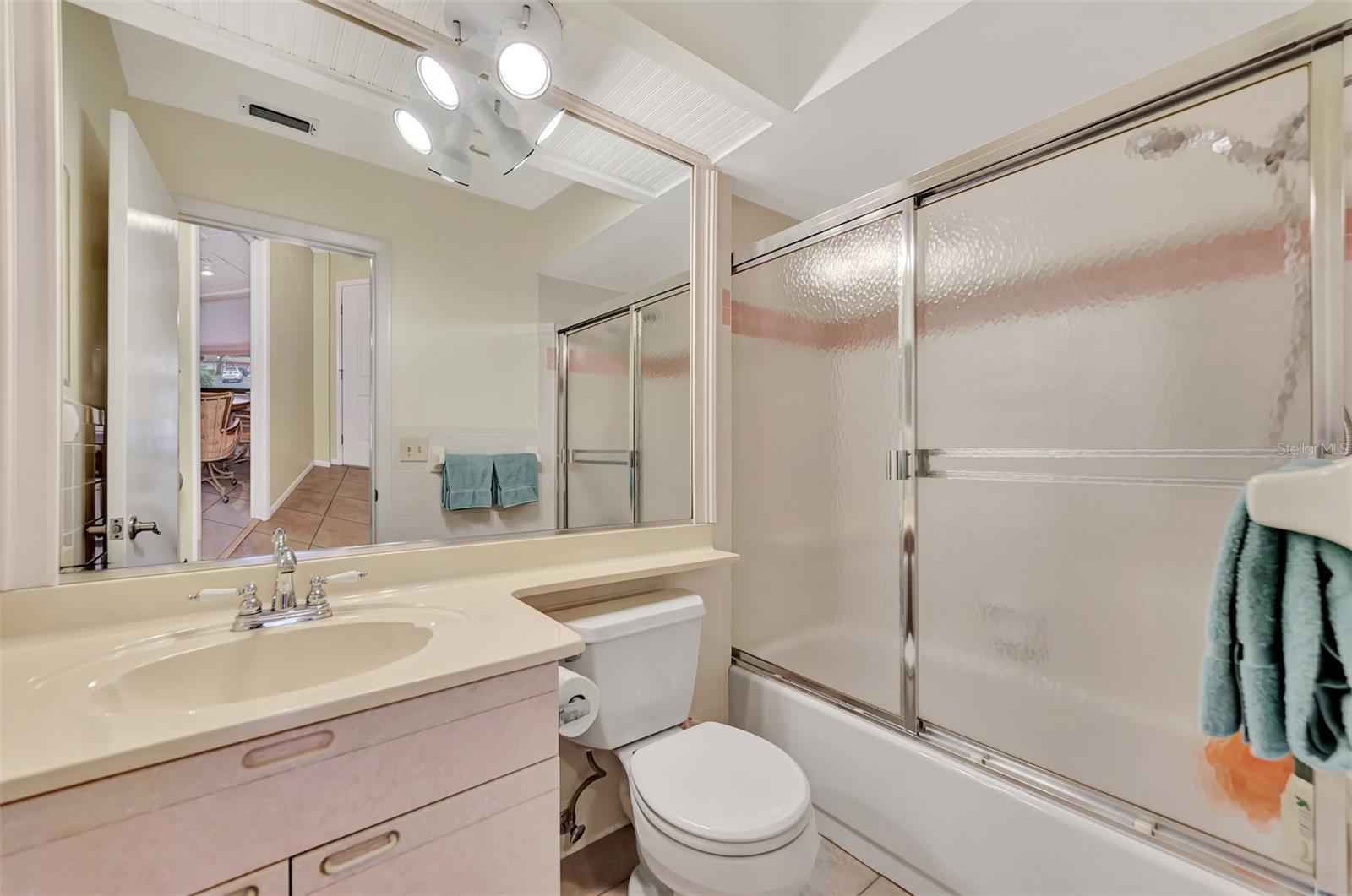 495 OAK HILL CIR #44