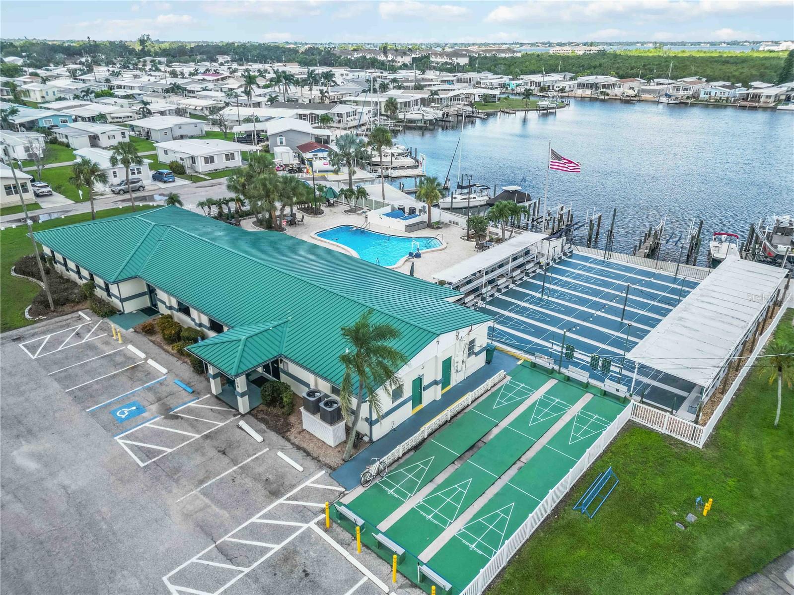 190 BIMINI DR