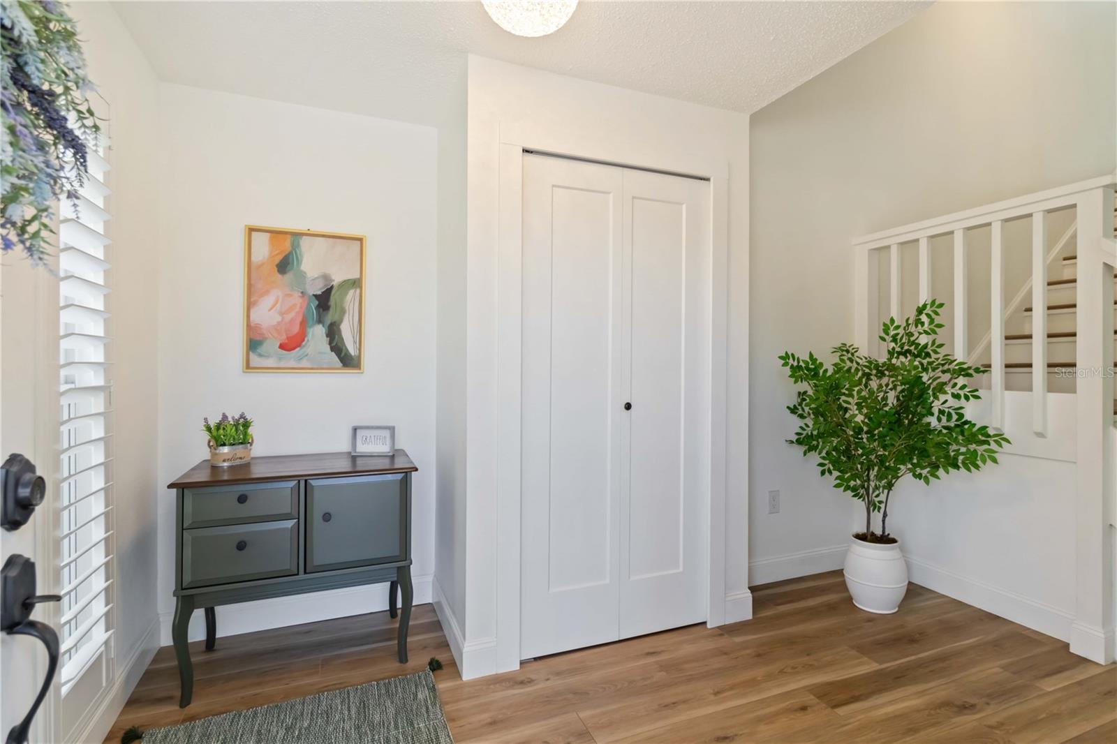 2707 17TH AVE W