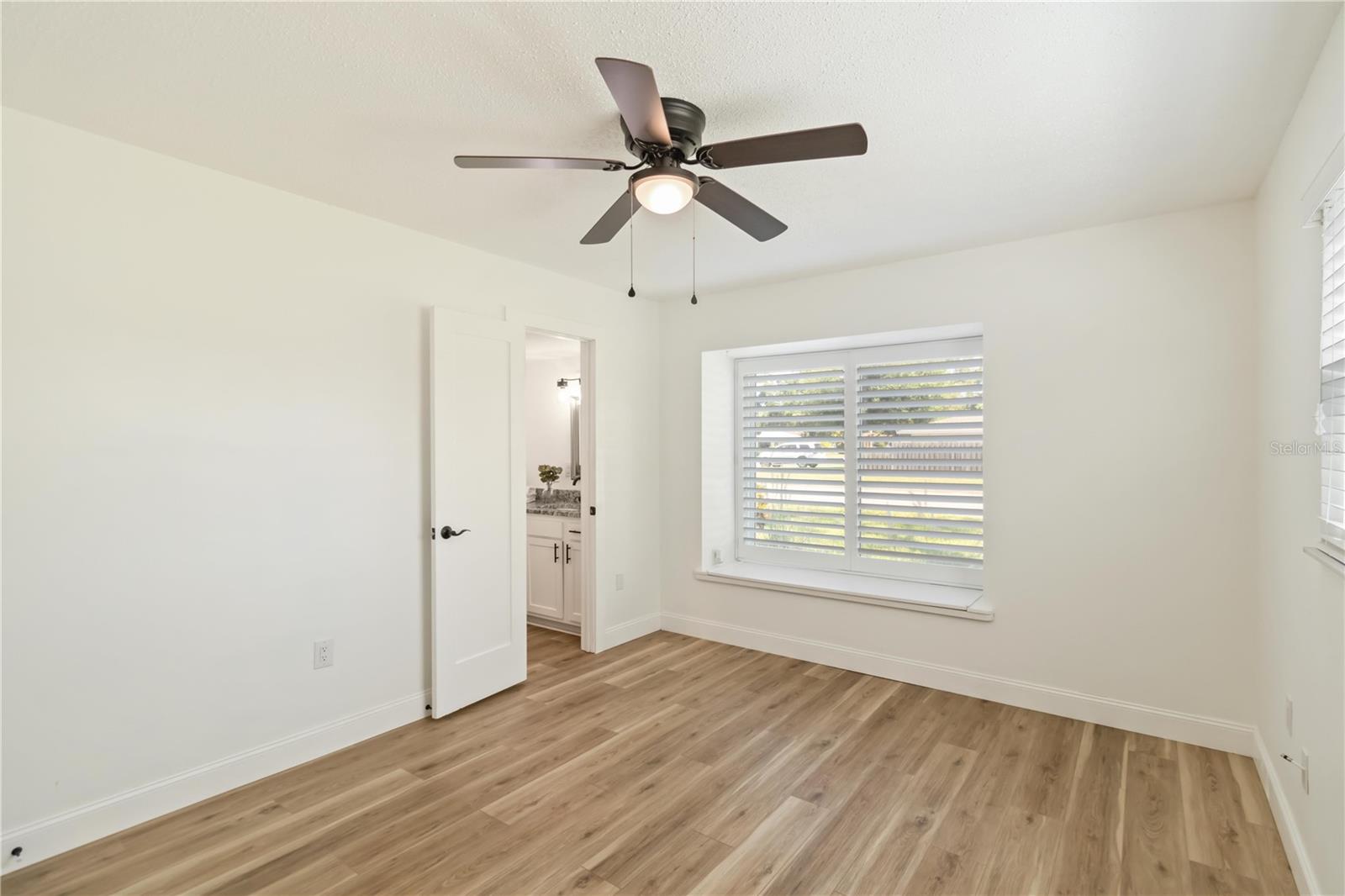 2707 17TH AVE W