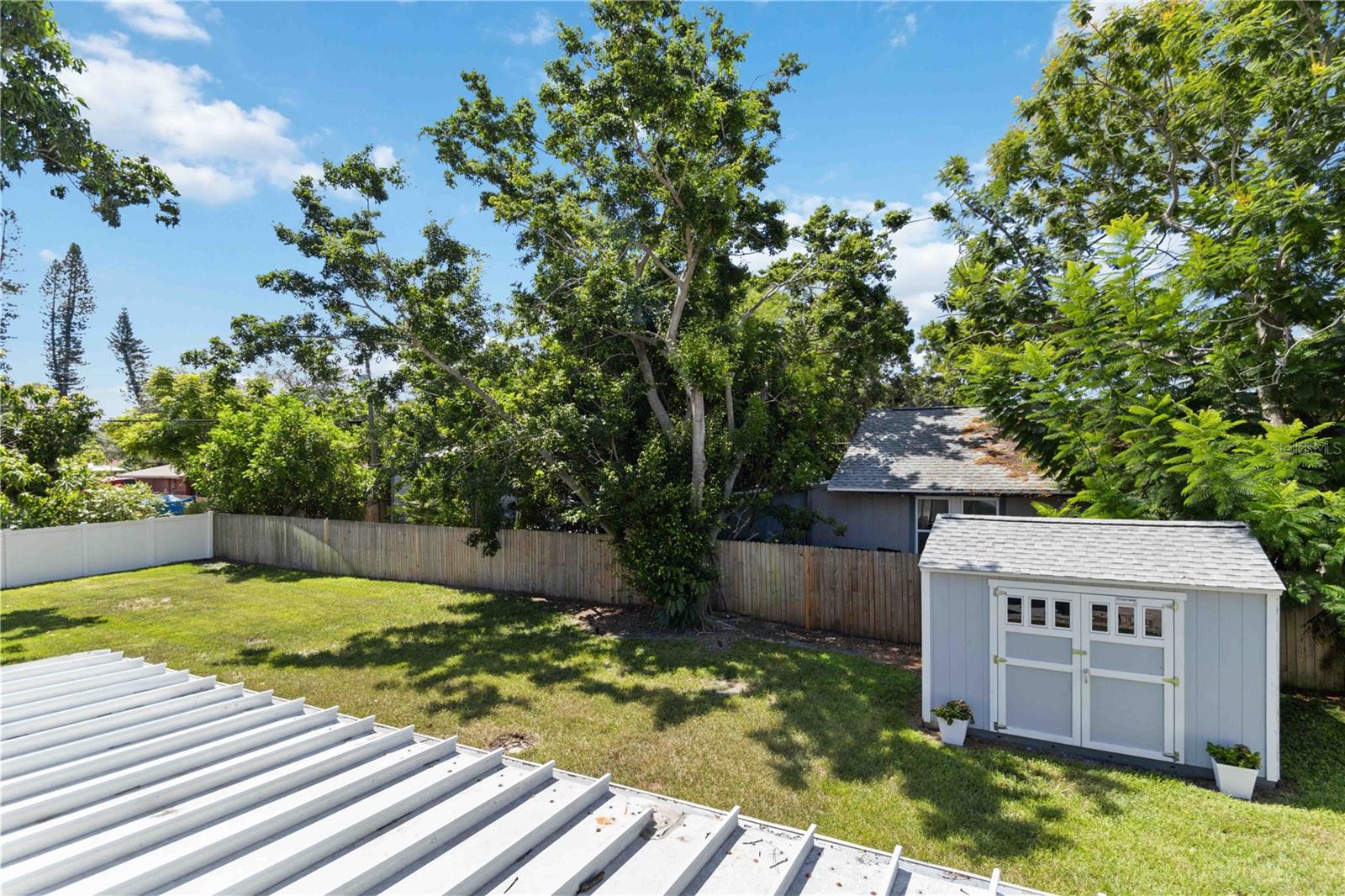 2707 17TH AVE W