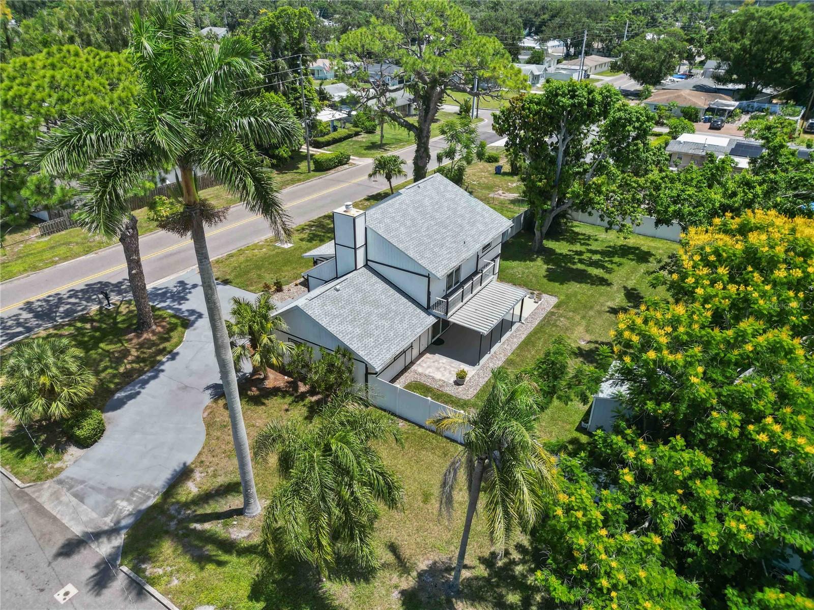 2707 17TH AVE W