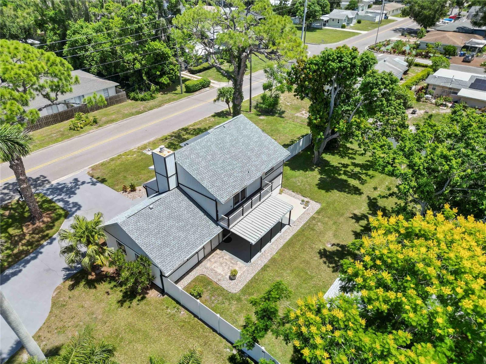 2707 17TH AVE W