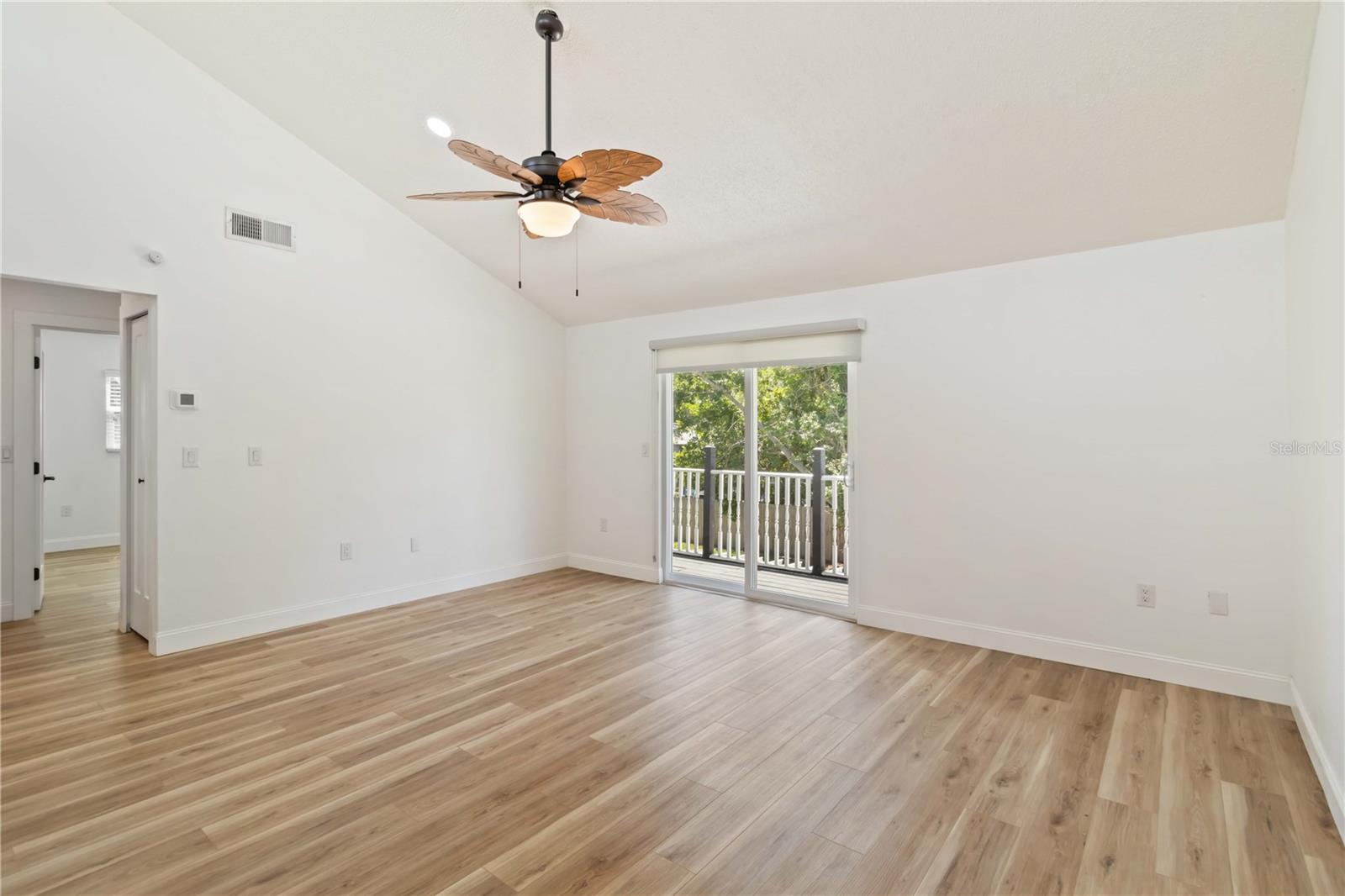 2707 17TH AVE W