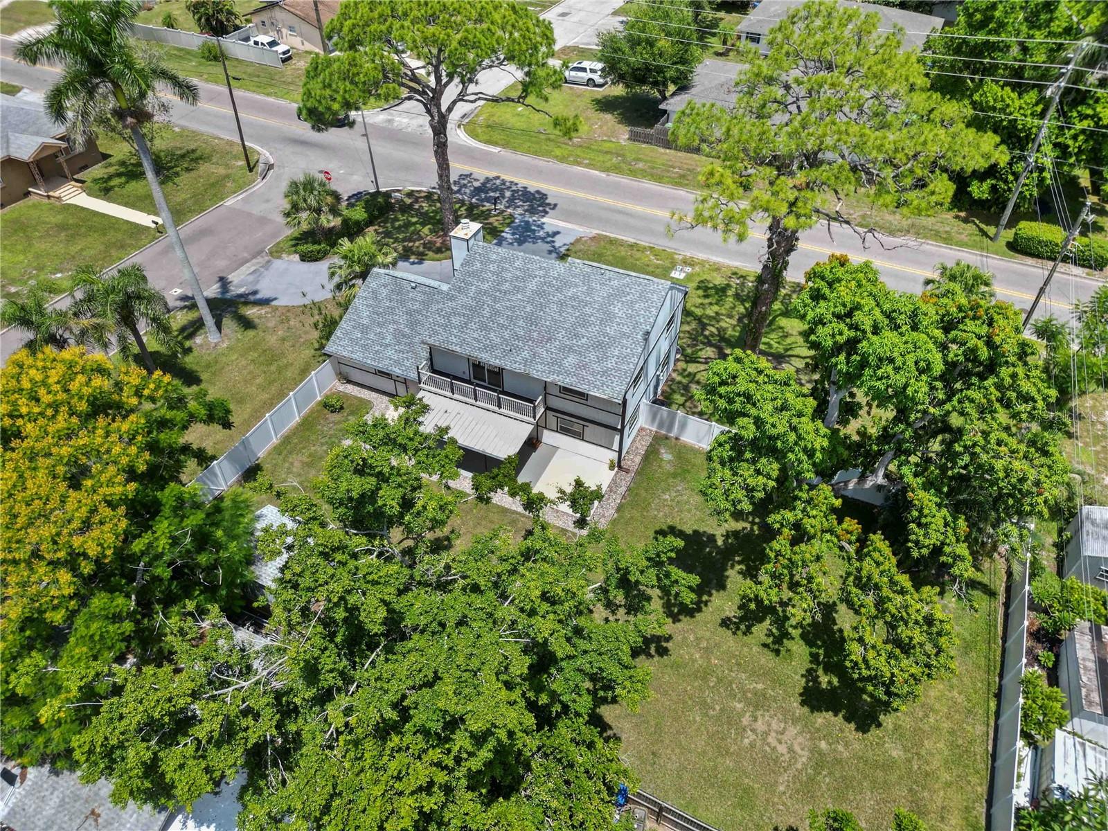 2707 17TH AVE W