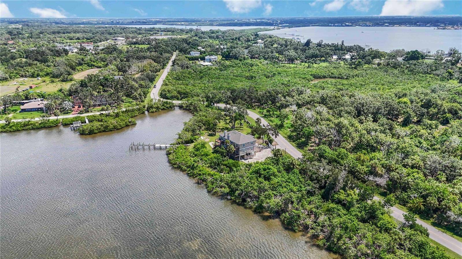 1470 BAYSHORE DR