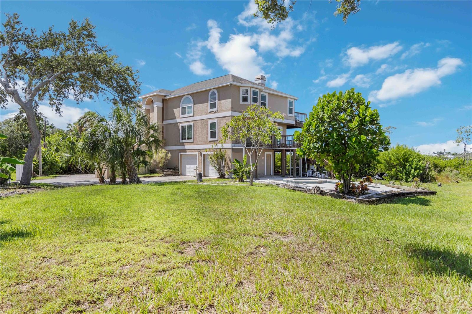 1470 BAYSHORE DR