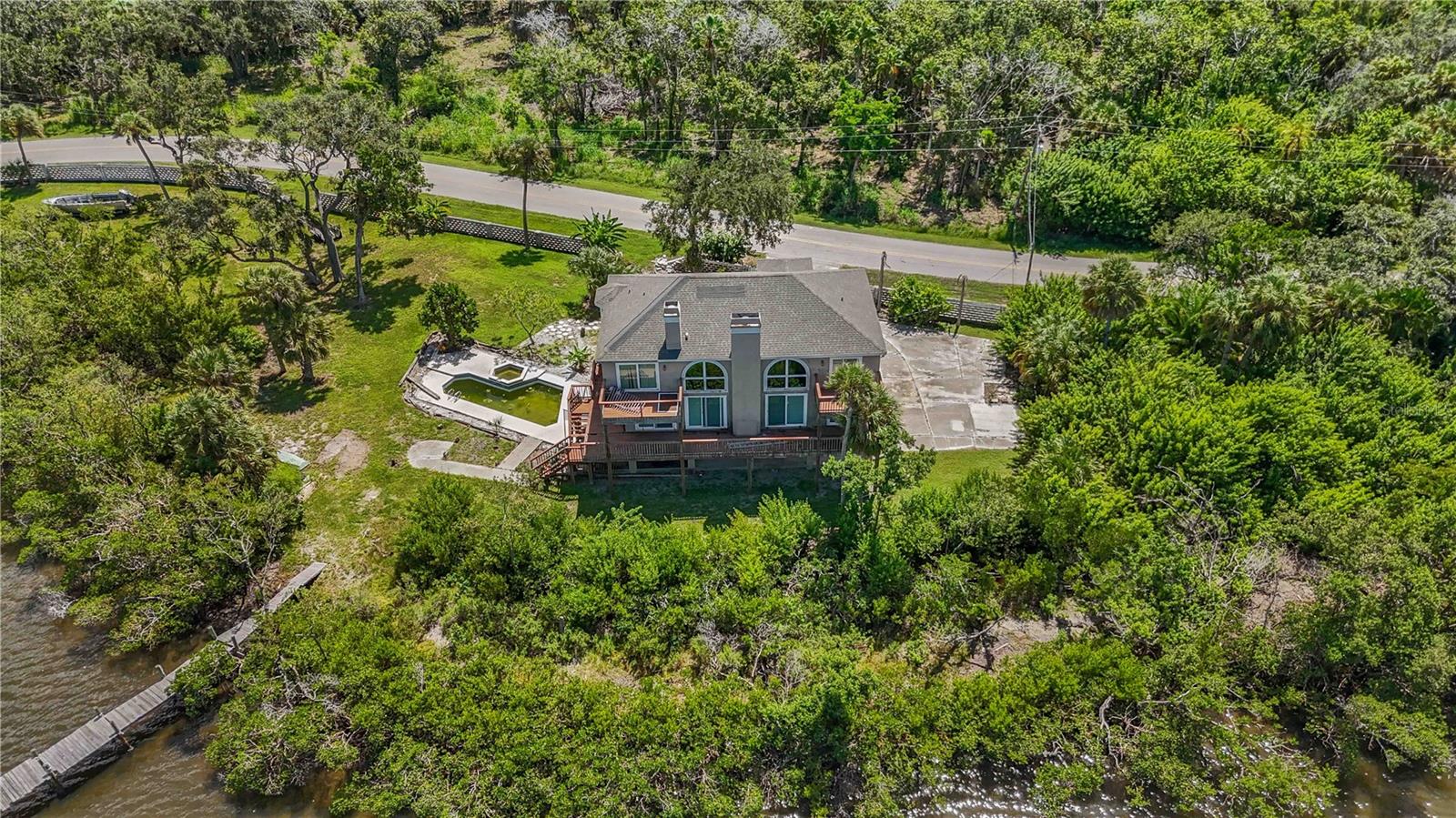 1470 BAYSHORE DR