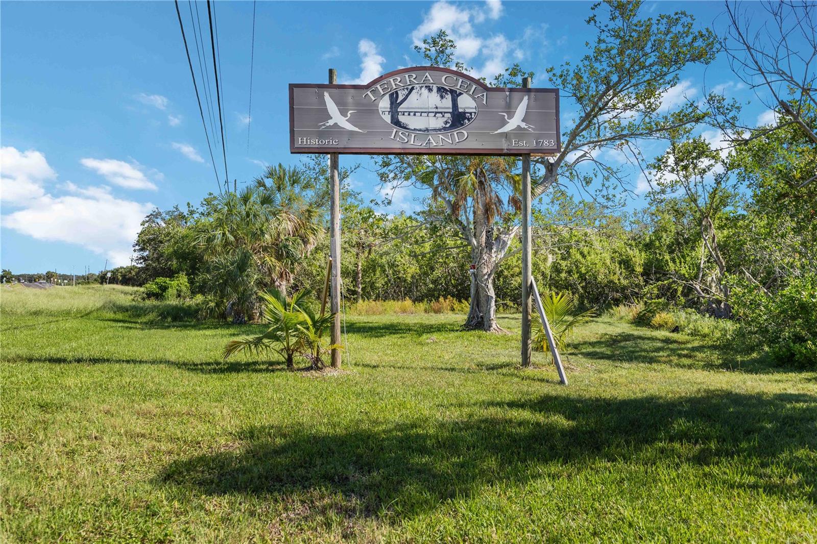 1470 BAYSHORE DR