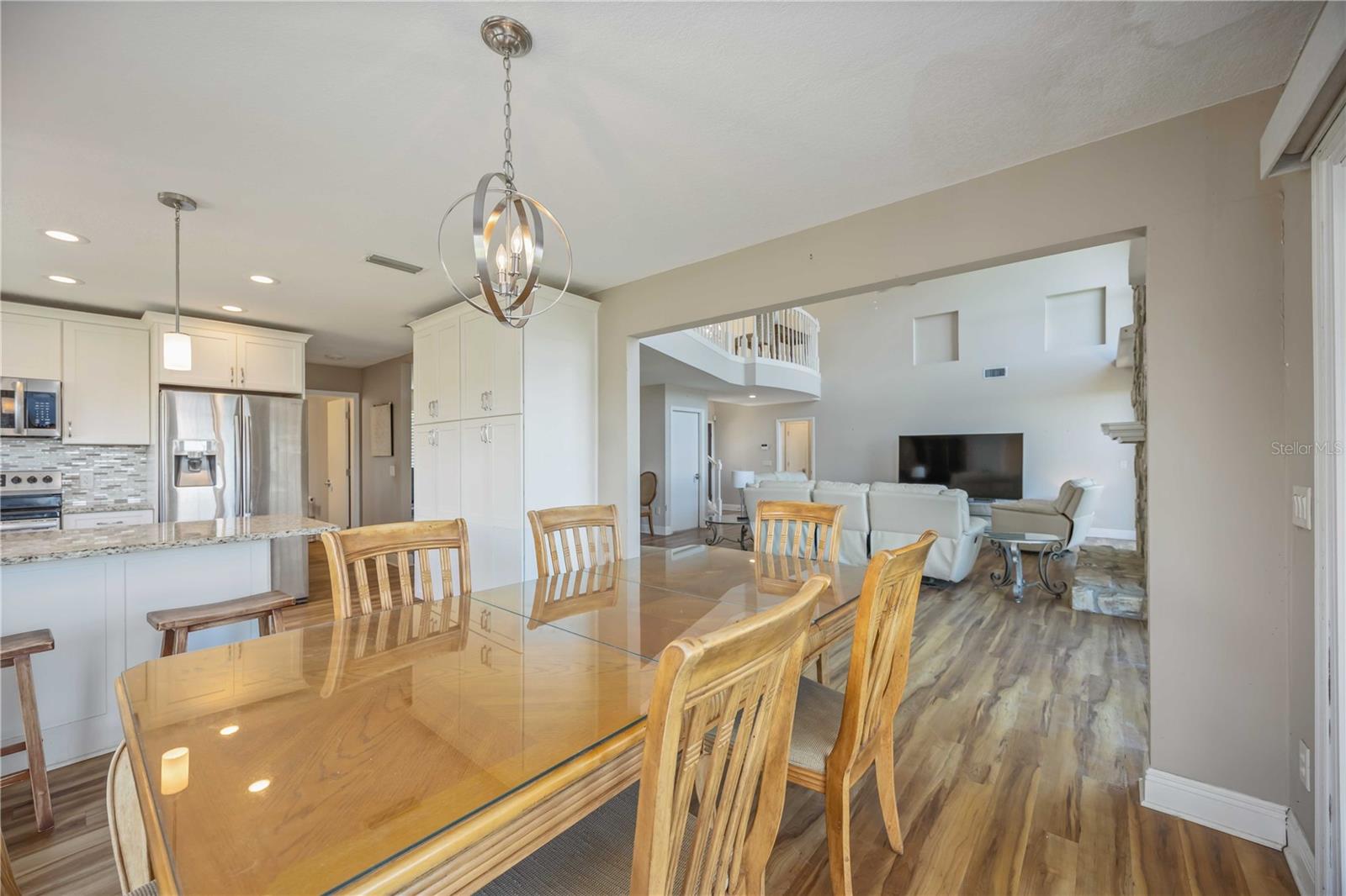 1470 BAYSHORE DR