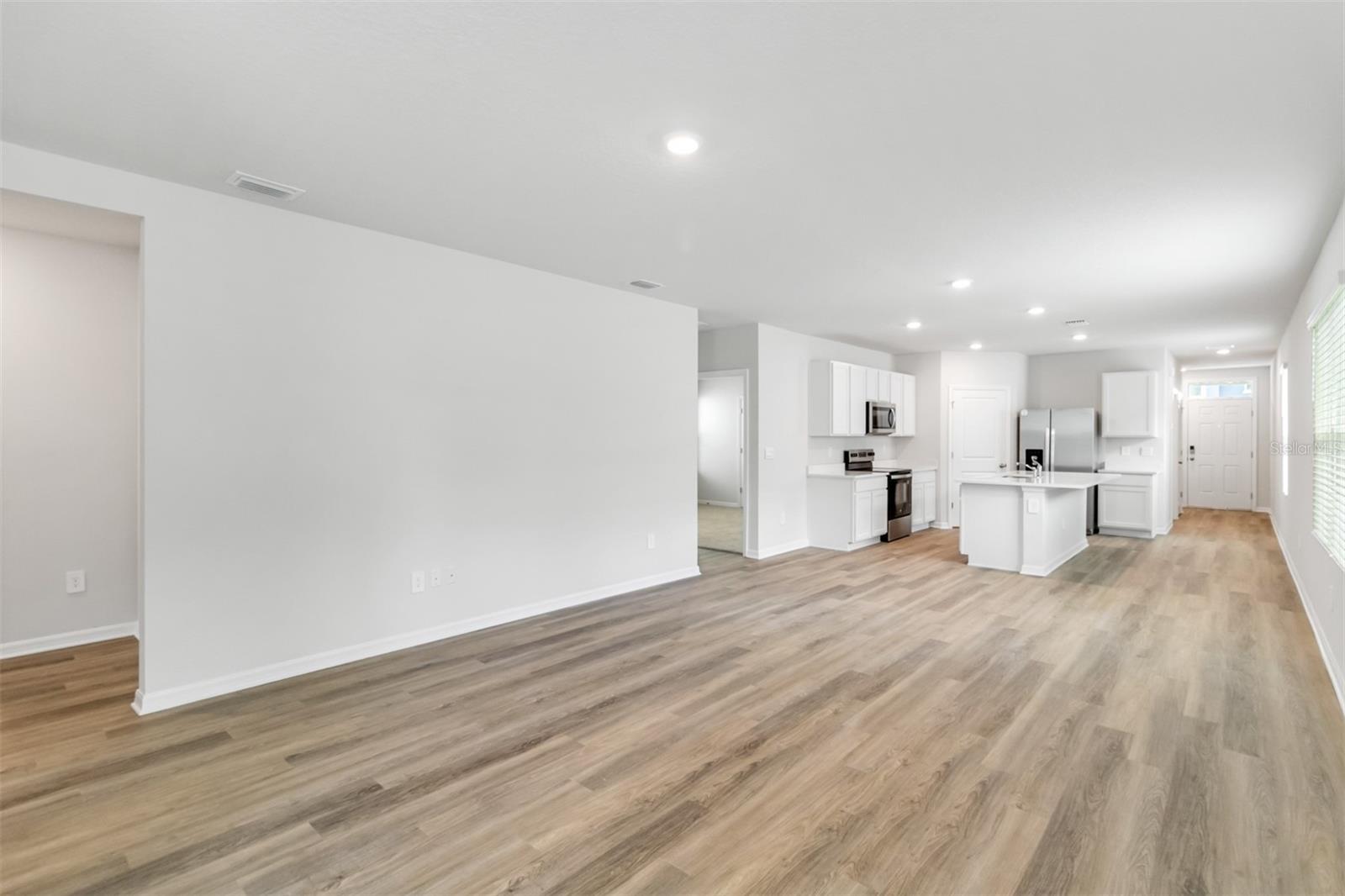 3218 BITTERROOT LN