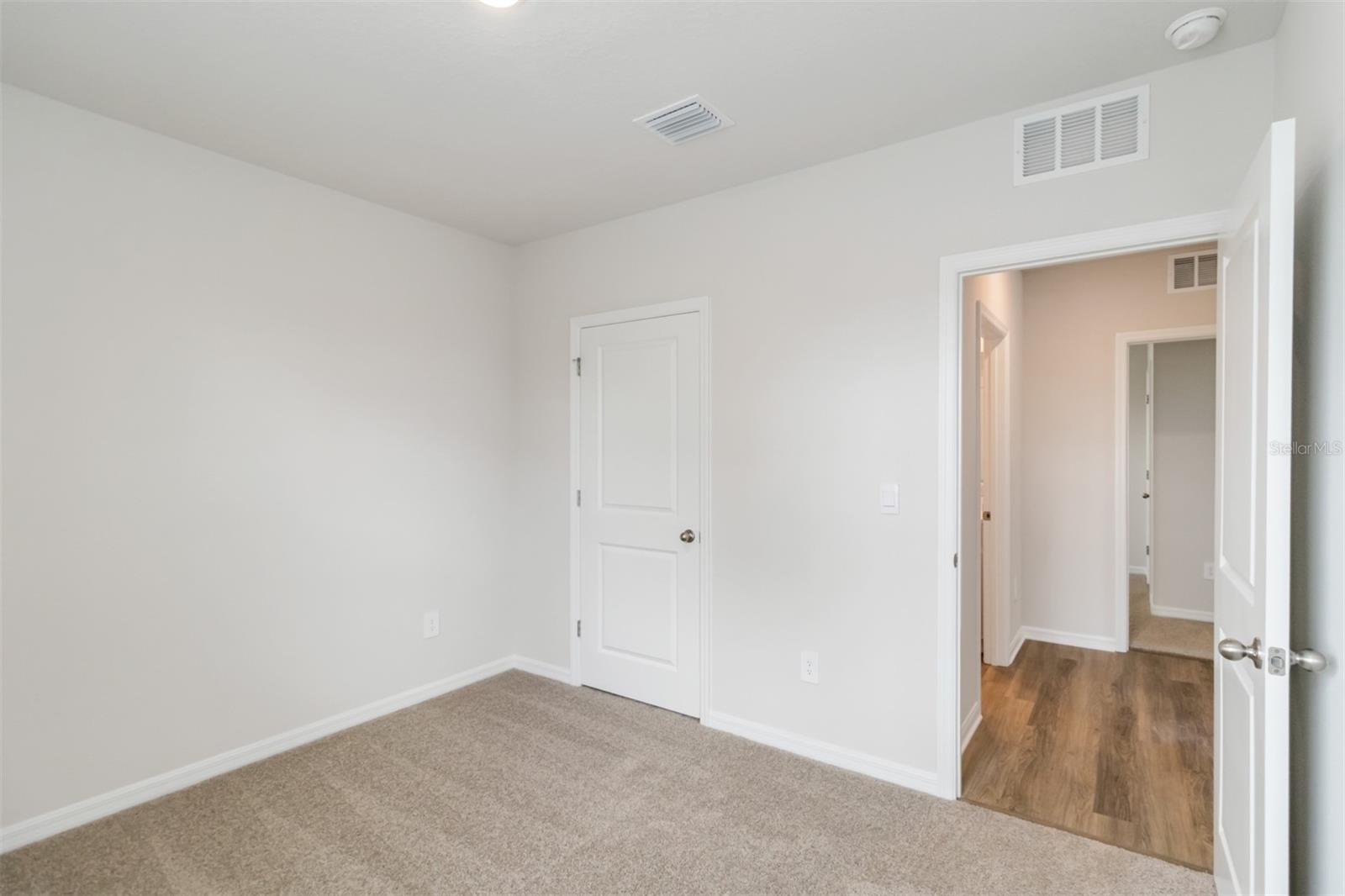 3218 BITTERROOT LN