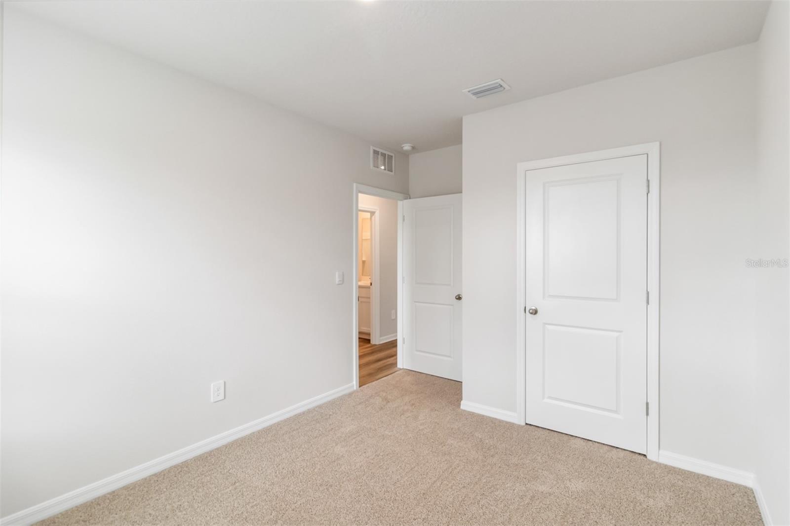 3218 BITTERROOT LN