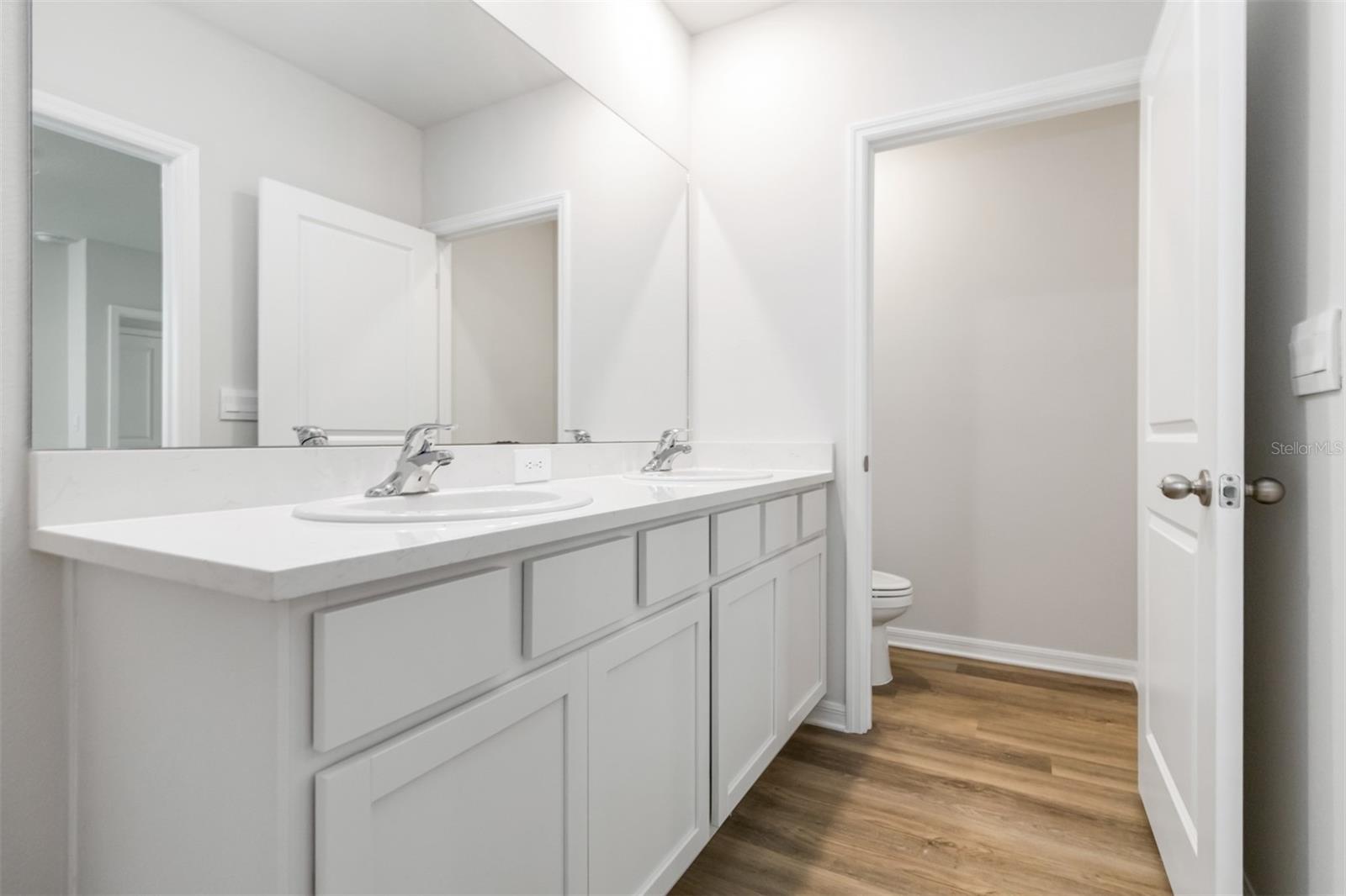 3218 BITTERROOT LN
