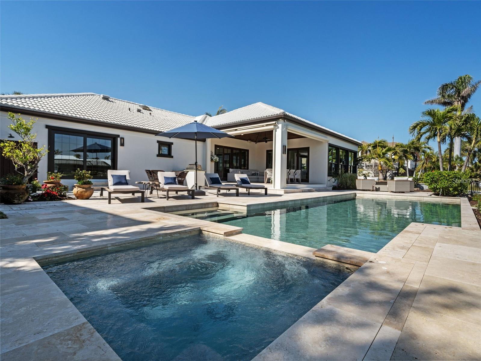 355 W ROYAL FLAMINGO DR