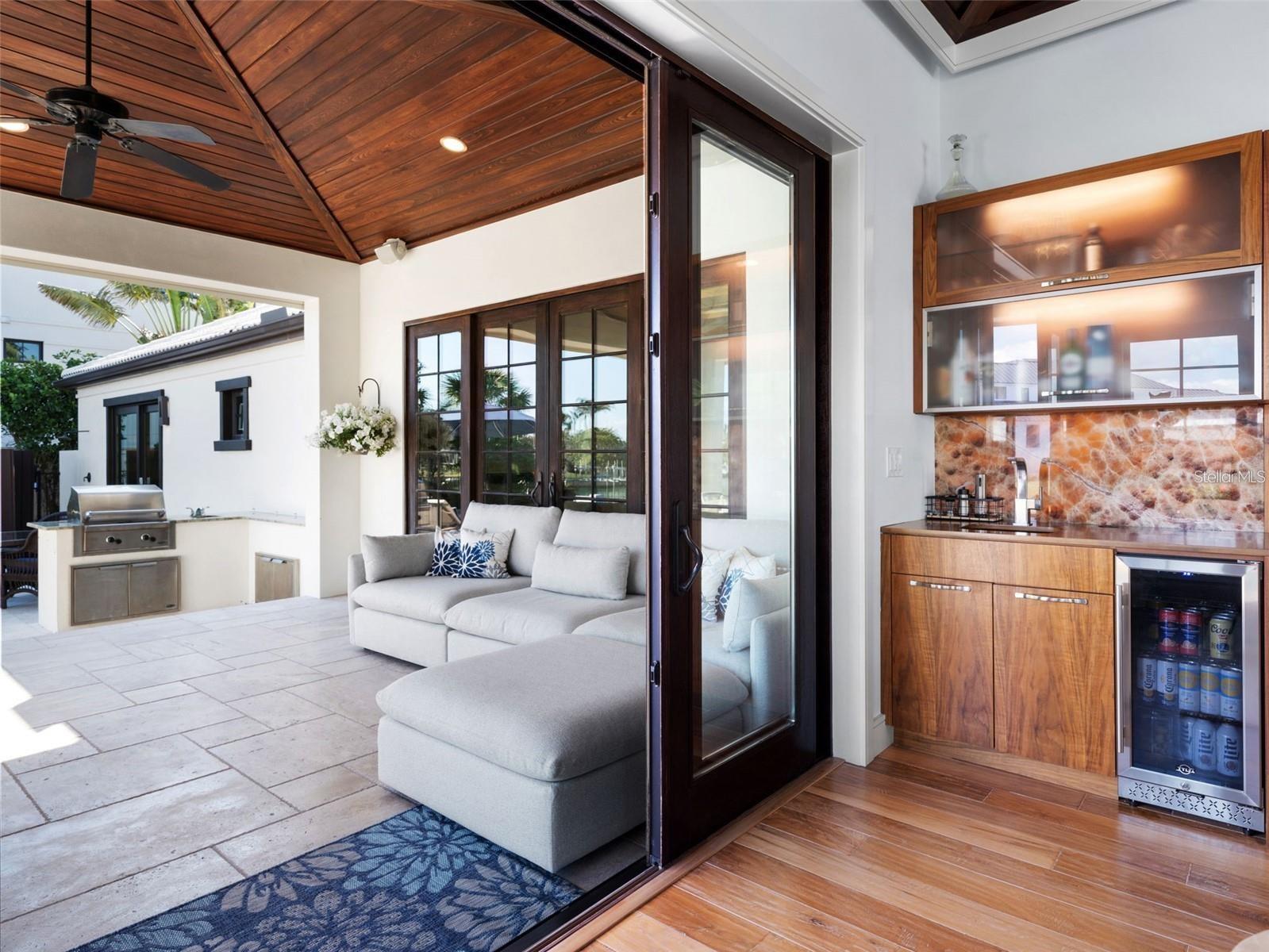 355 W ROYAL FLAMINGO DR