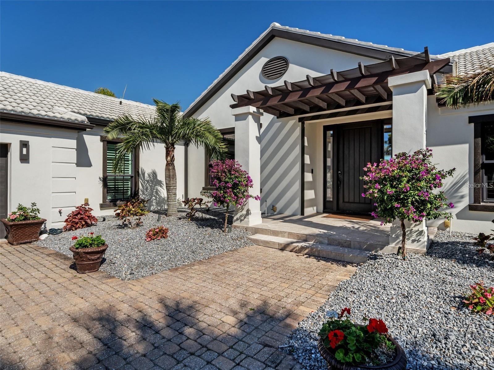 355 W ROYAL FLAMINGO DR