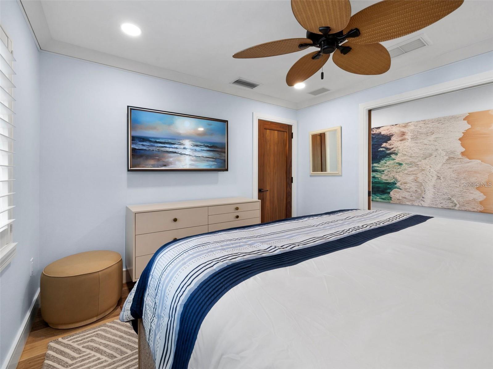 355 W ROYAL FLAMINGO DR