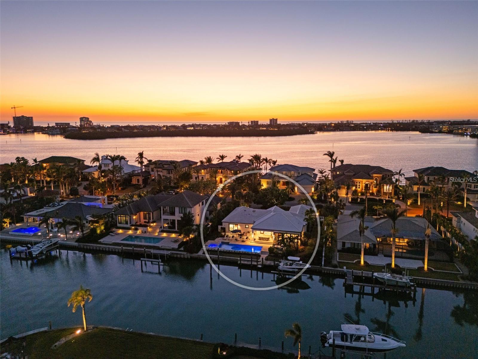 355 W ROYAL FLAMINGO DR