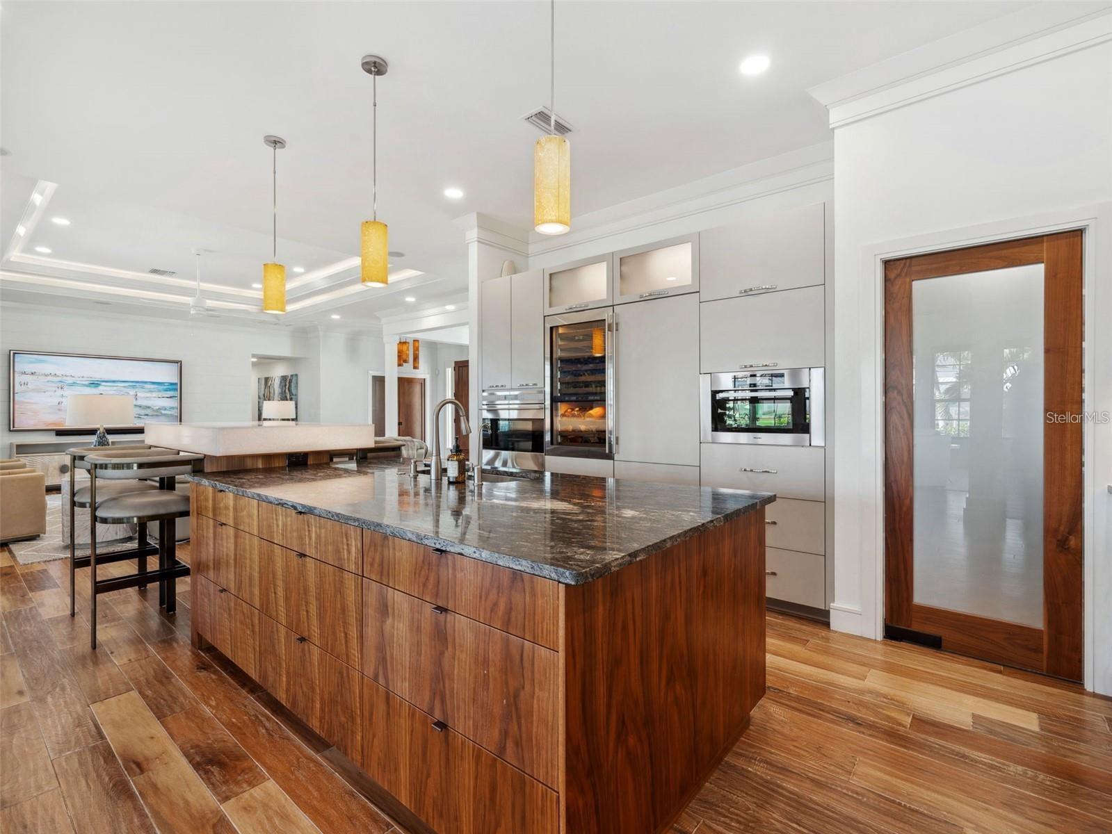 355 W ROYAL FLAMINGO DR