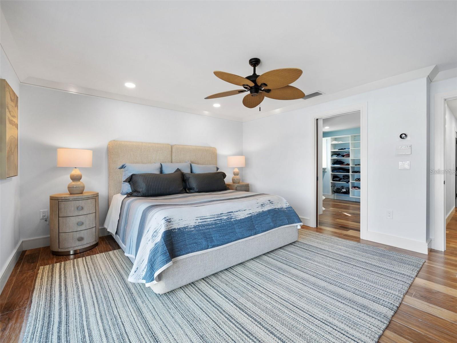 355 W ROYAL FLAMINGO DR