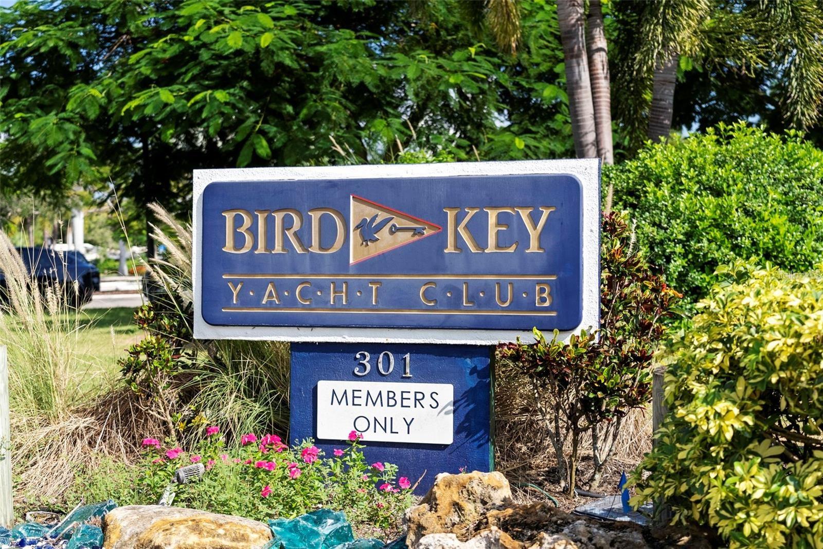 355 W ROYAL FLAMINGO DR