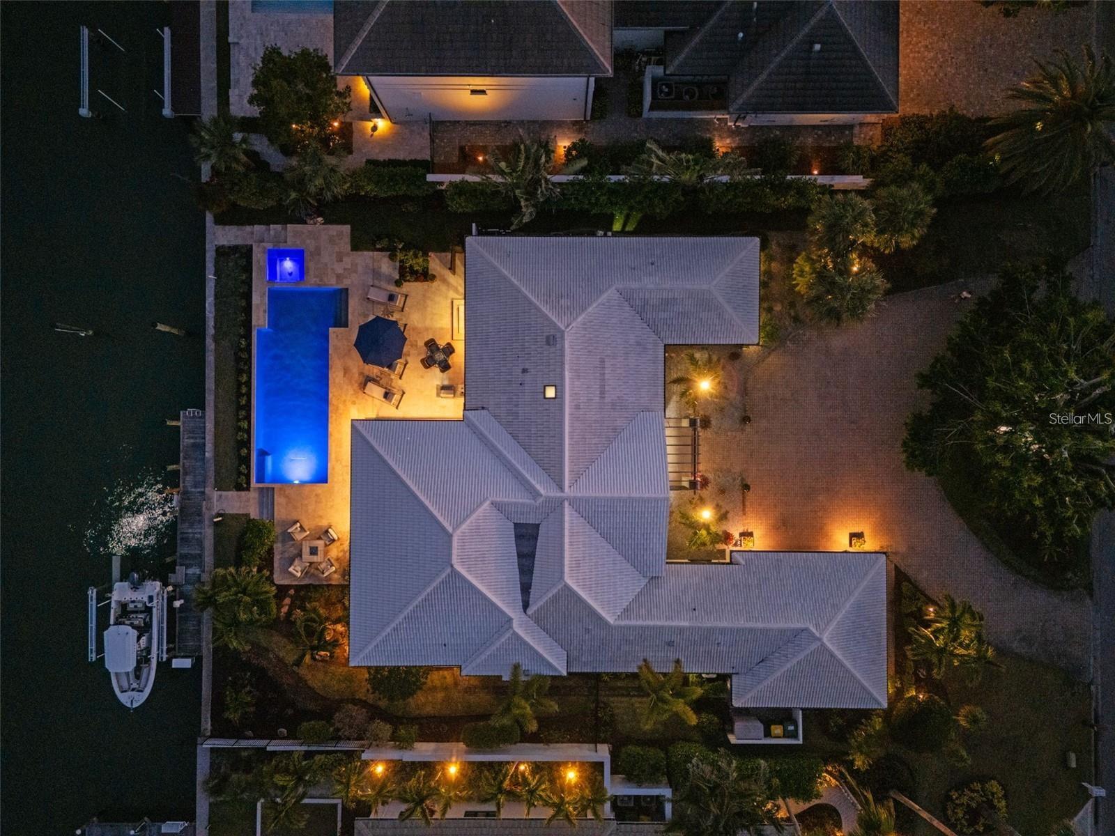 355 W ROYAL FLAMINGO DR