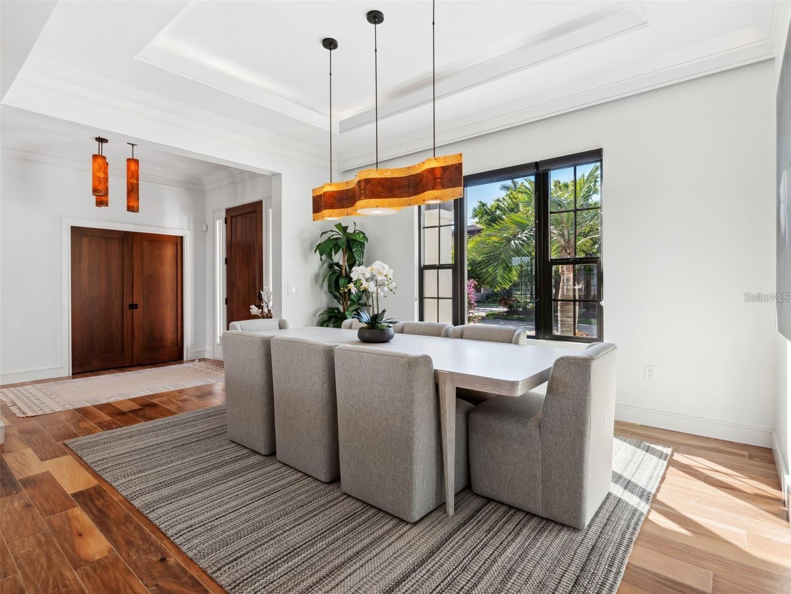 355 W ROYAL FLAMINGO DR