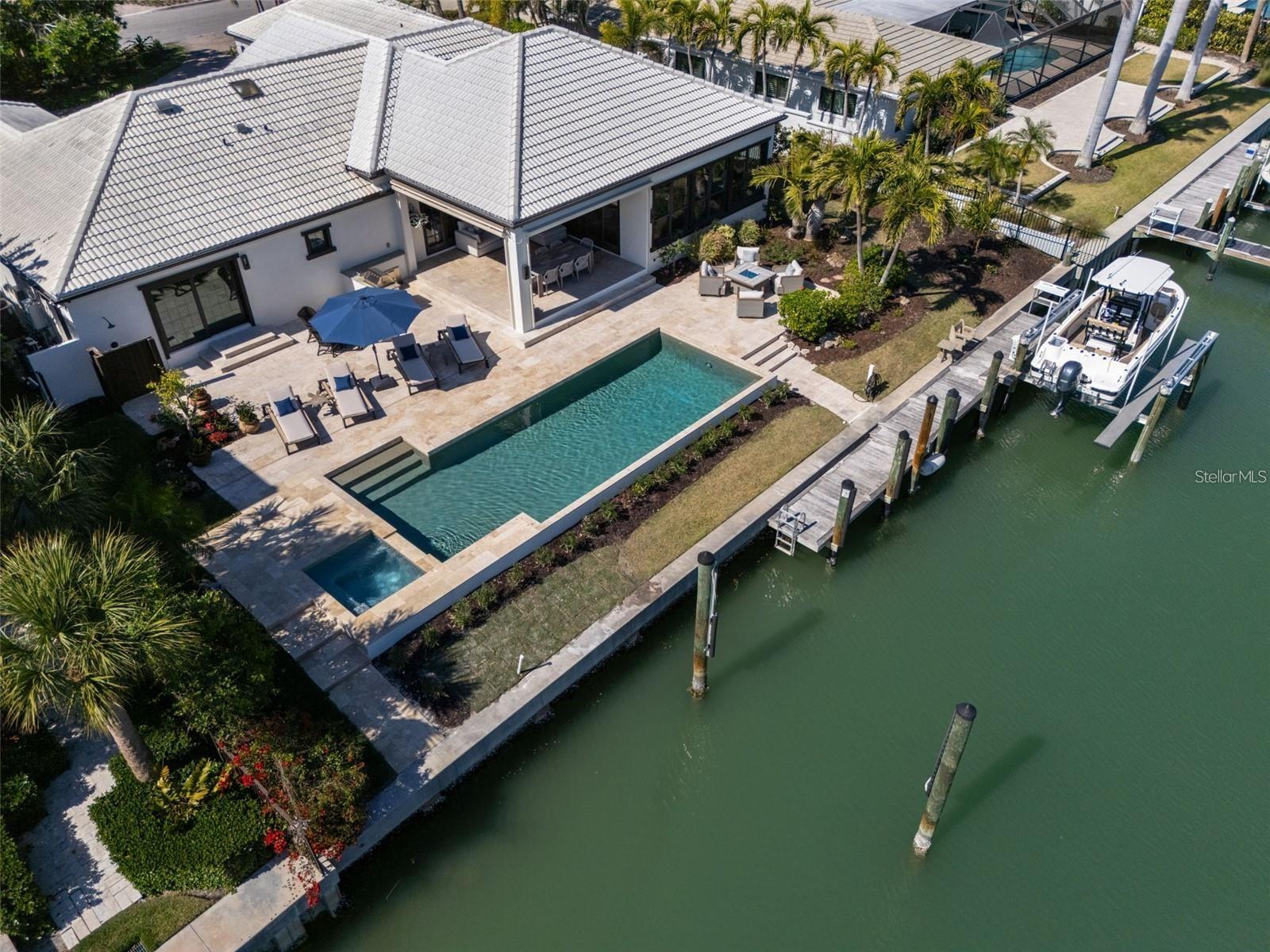 355 W ROYAL FLAMINGO DR