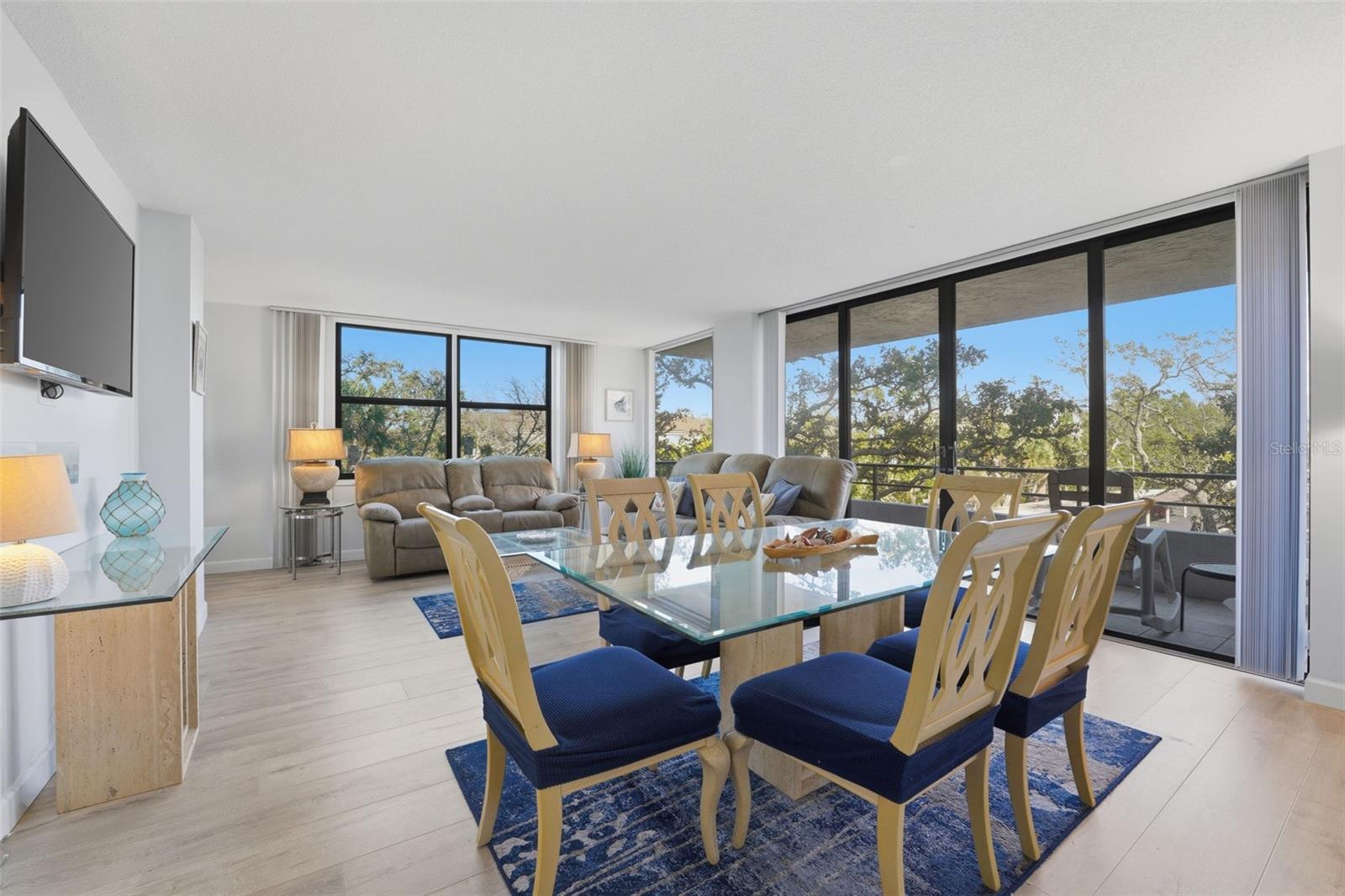 6415 MIDNIGHT PASS RD #310