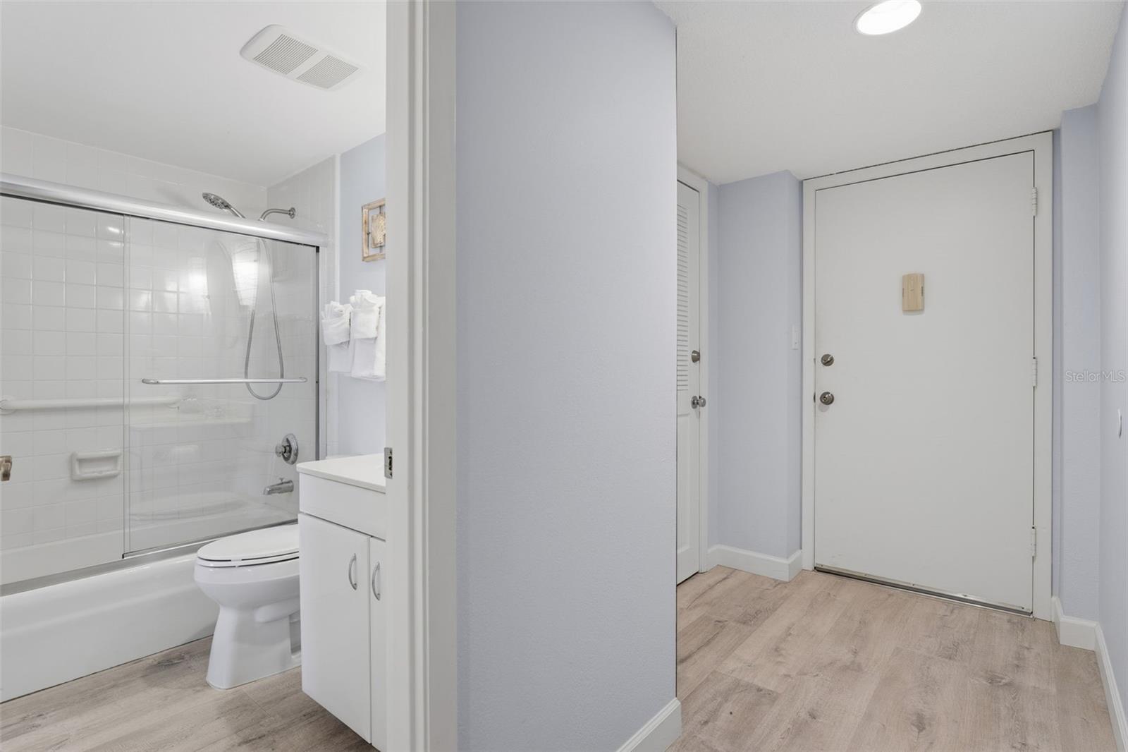 6415 MIDNIGHT PASS RD #310