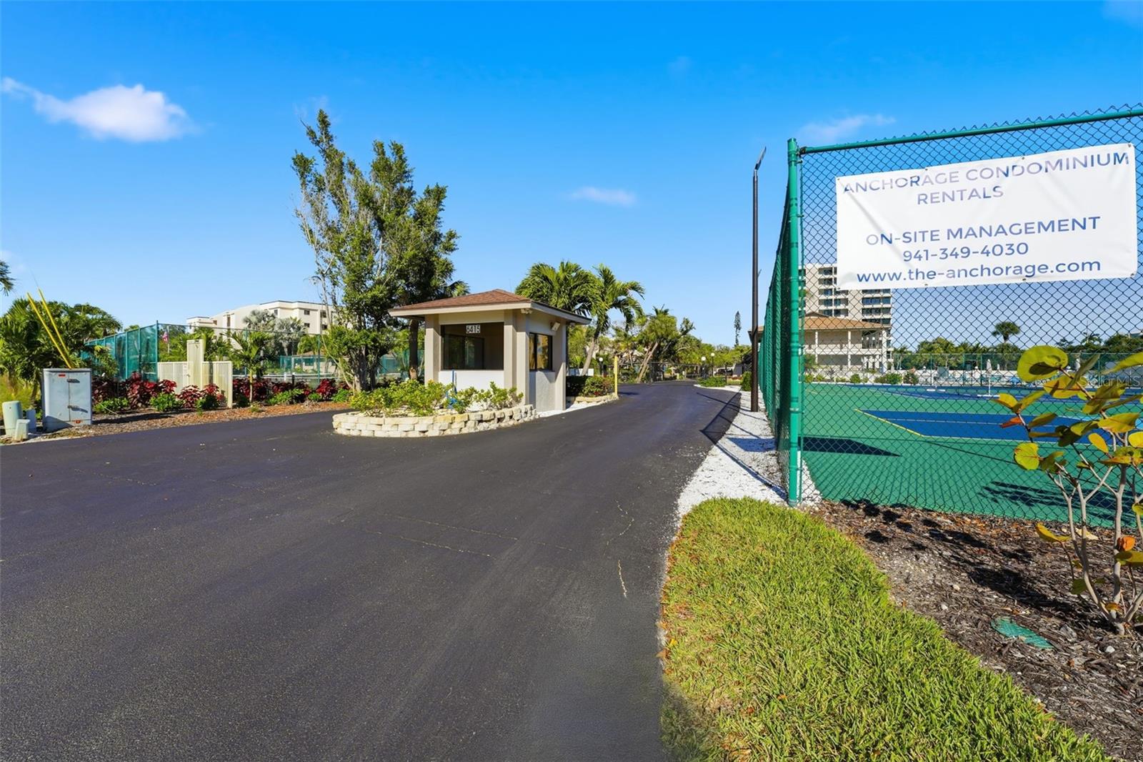 6415 MIDNIGHT PASS RD #310