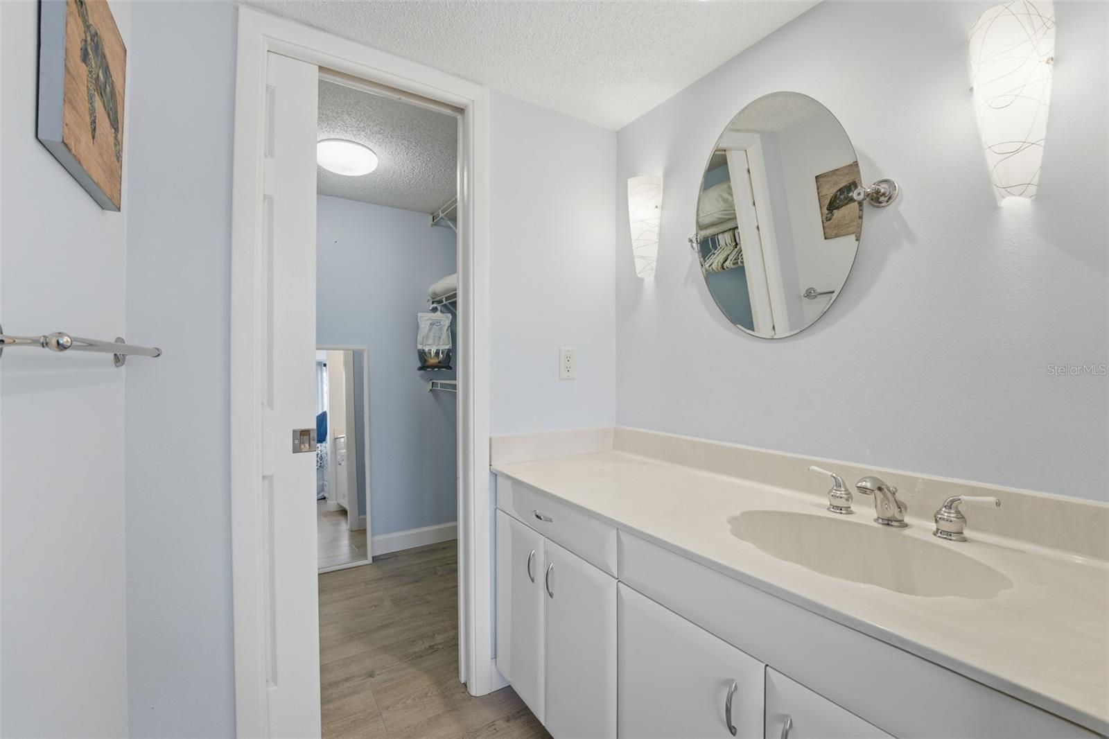 6415 MIDNIGHT PASS RD #310