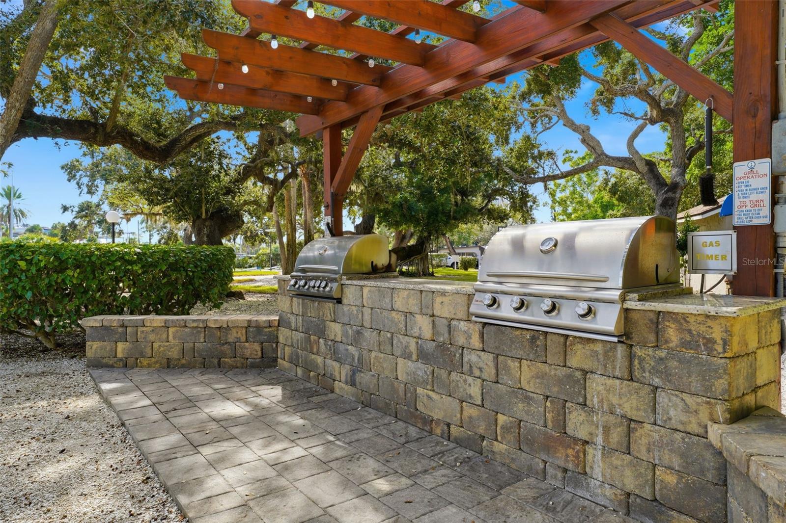 6415 MIDNIGHT PASS RD #310