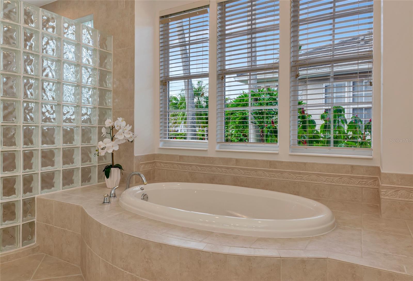 10615 RESTORATION TER