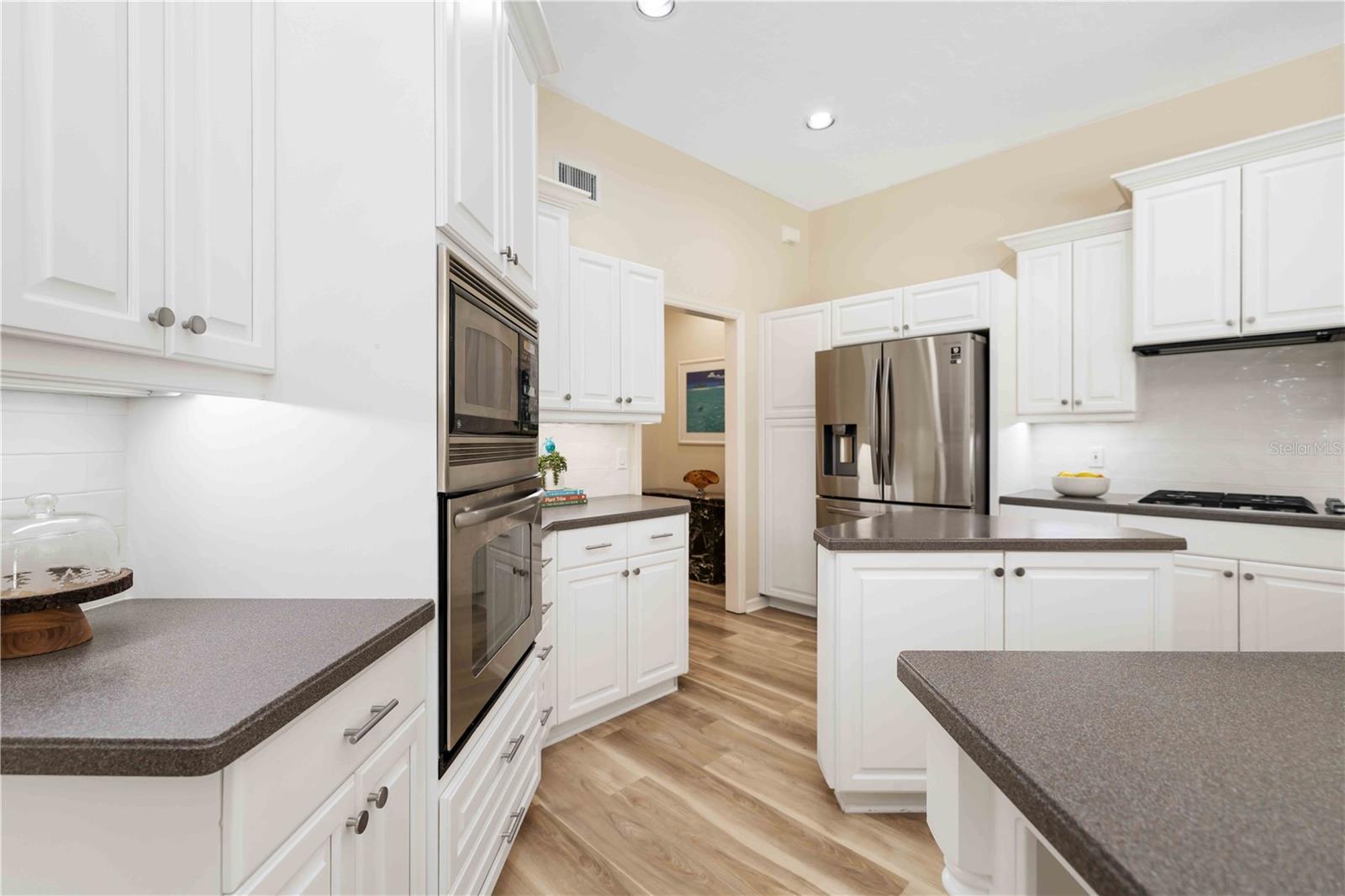 9915 OLD HYDE PARK PL