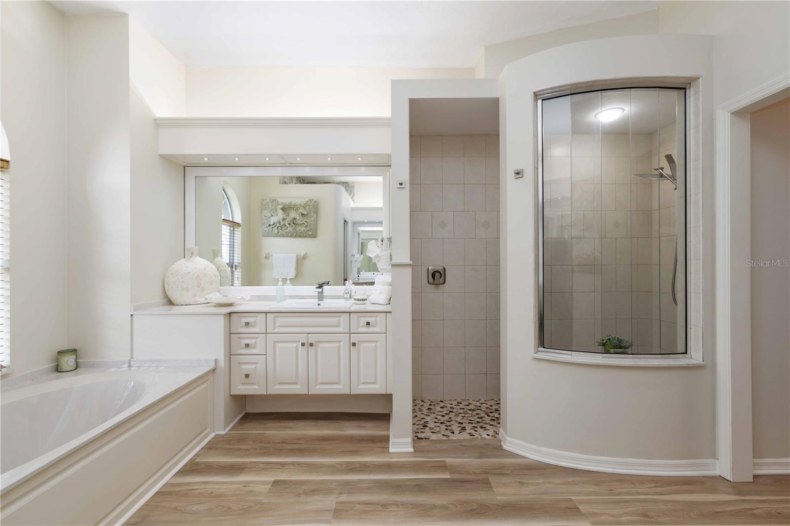 9915 OLD HYDE PARK PL