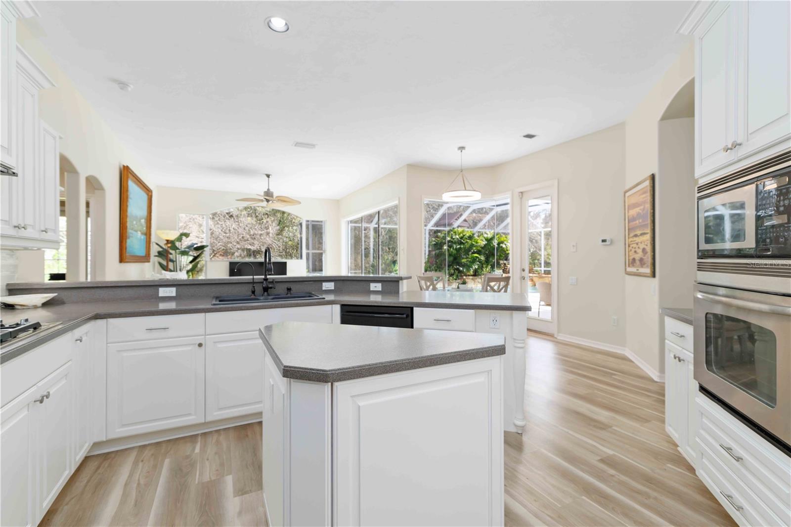 9915 OLD HYDE PARK PL