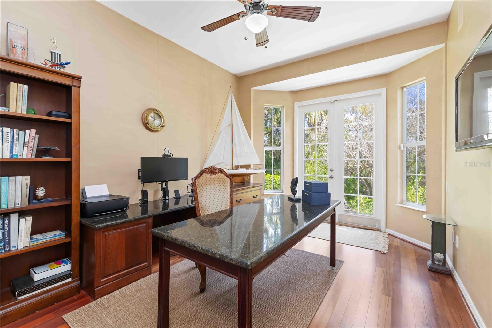 9915 OLD HYDE PARK PL