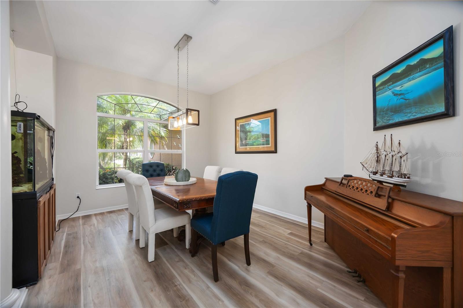 9915 OLD HYDE PARK PL