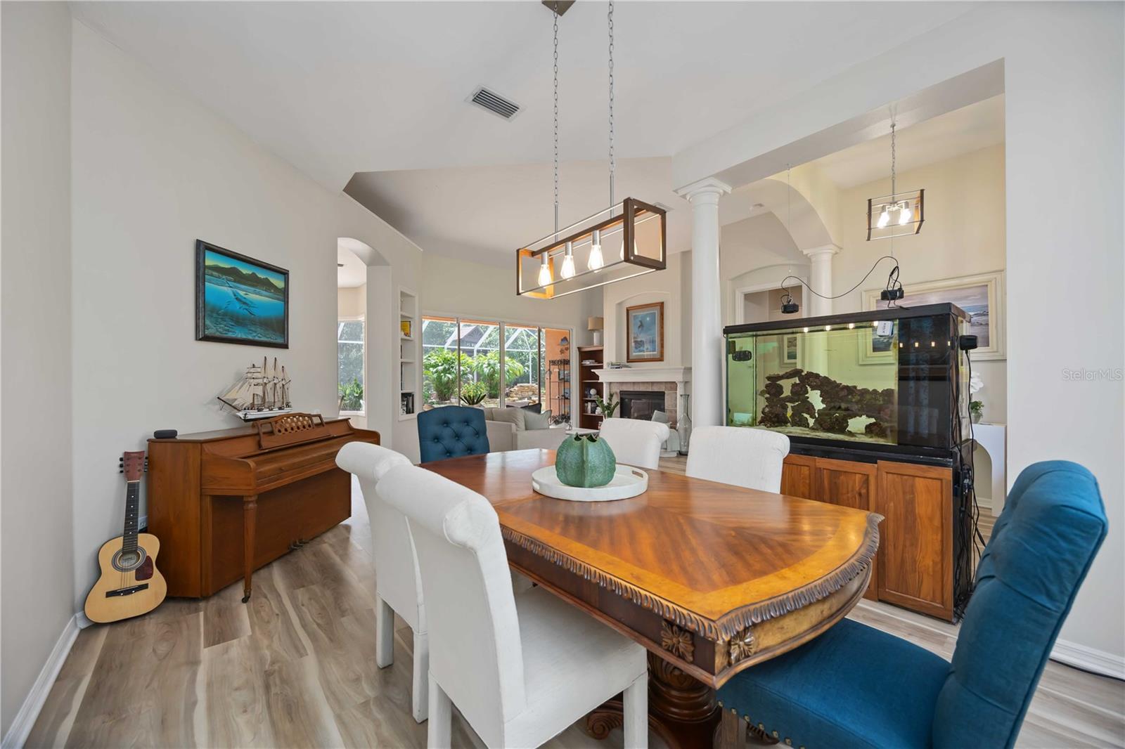 9915 OLD HYDE PARK PL