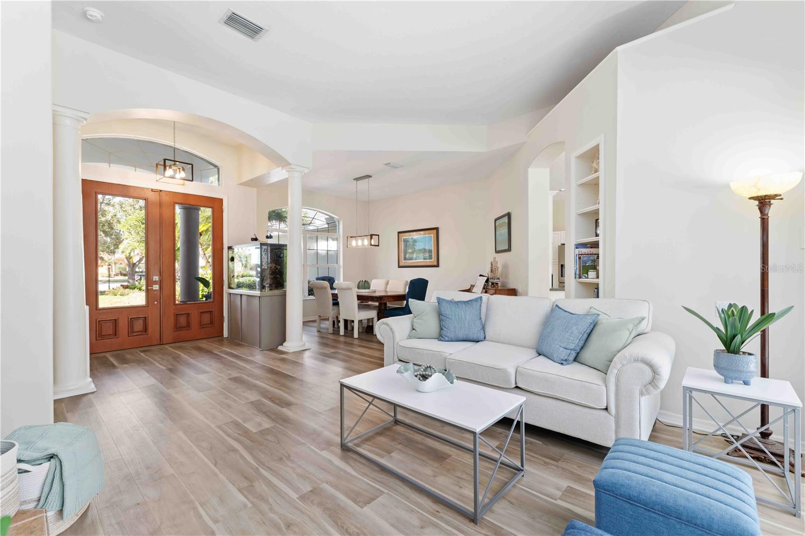 9915 OLD HYDE PARK PL